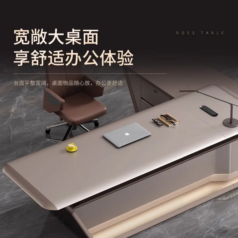 Modern Executive Desk and Chai - Office Tech Management 评论和价格